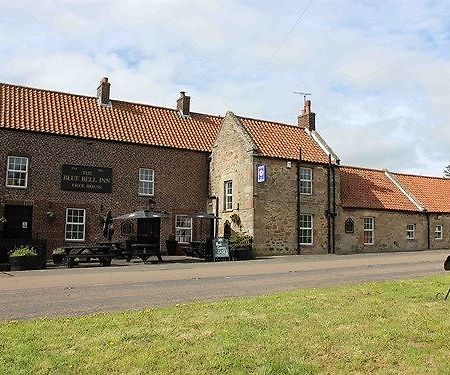 The Blue Bell Inn Cornhill on Tweed Exterior foto